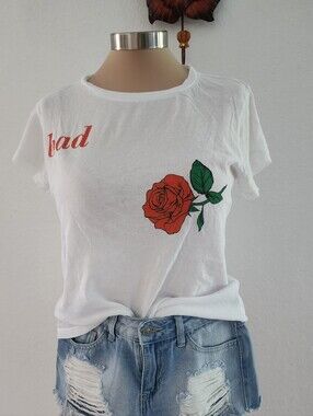 WILDFOX | Casual White Rose Graphic Tee - White
